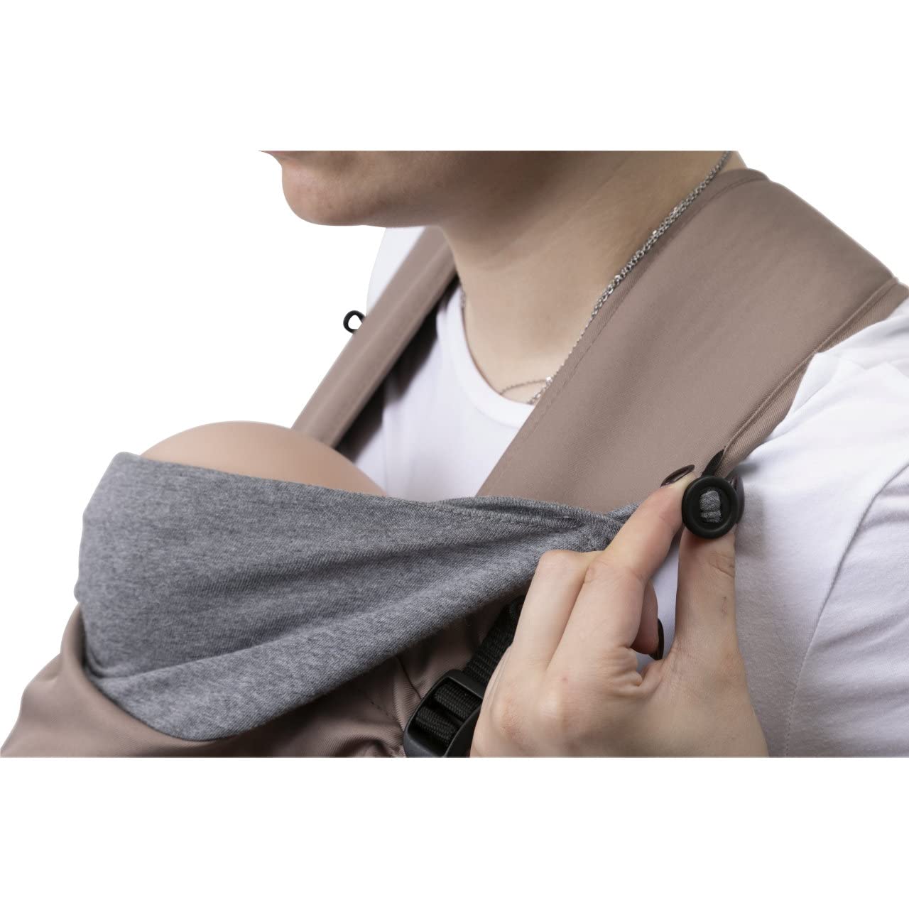 Chicco Skin Fit, Porte-bébé Ergonomique et physiologique, Nourrissons de 0 Mois à 9 kg, Réglable, sans danger pour les hanches du bébé, sangles transversales rembourrées, Ceinture abdominale, Capuche
