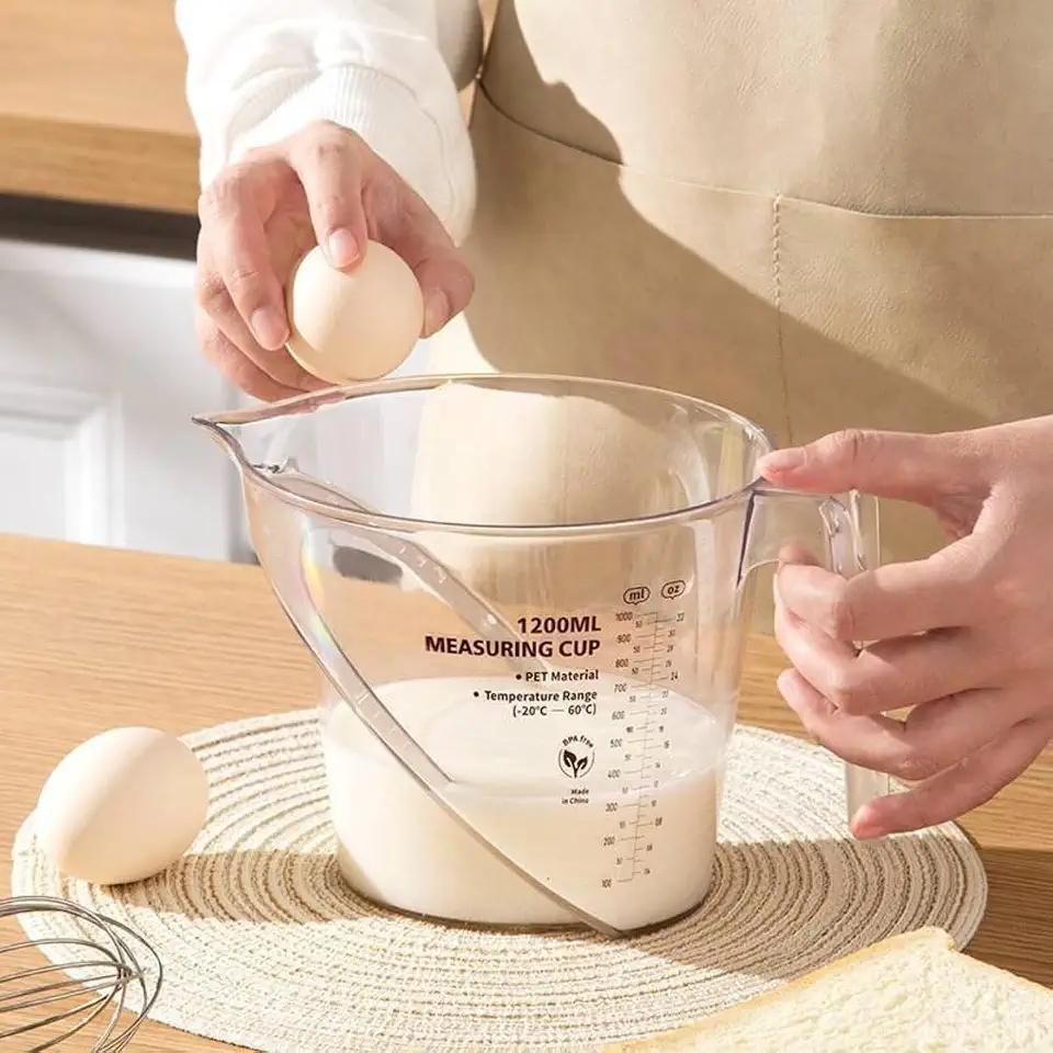 Jarra Medidora 1200ml Bico Antigotejamento – Copo Medidor Graduado Transparente em ACRILICO Resistente ao Calor – Ideal para Receitas Sucos e Preparos na Cozinha