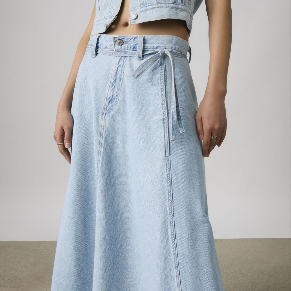 Levi's XL Skirt Trek Tech Skirt