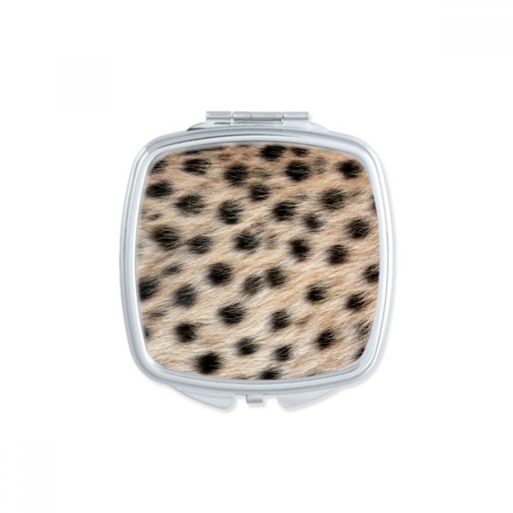 Miroir compact carré léopard, le cadeau mignon et portable pour un maquillage nomade