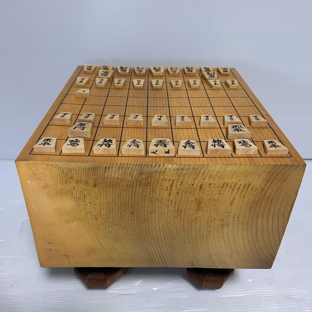 武内王将堂の駒と将棋盤