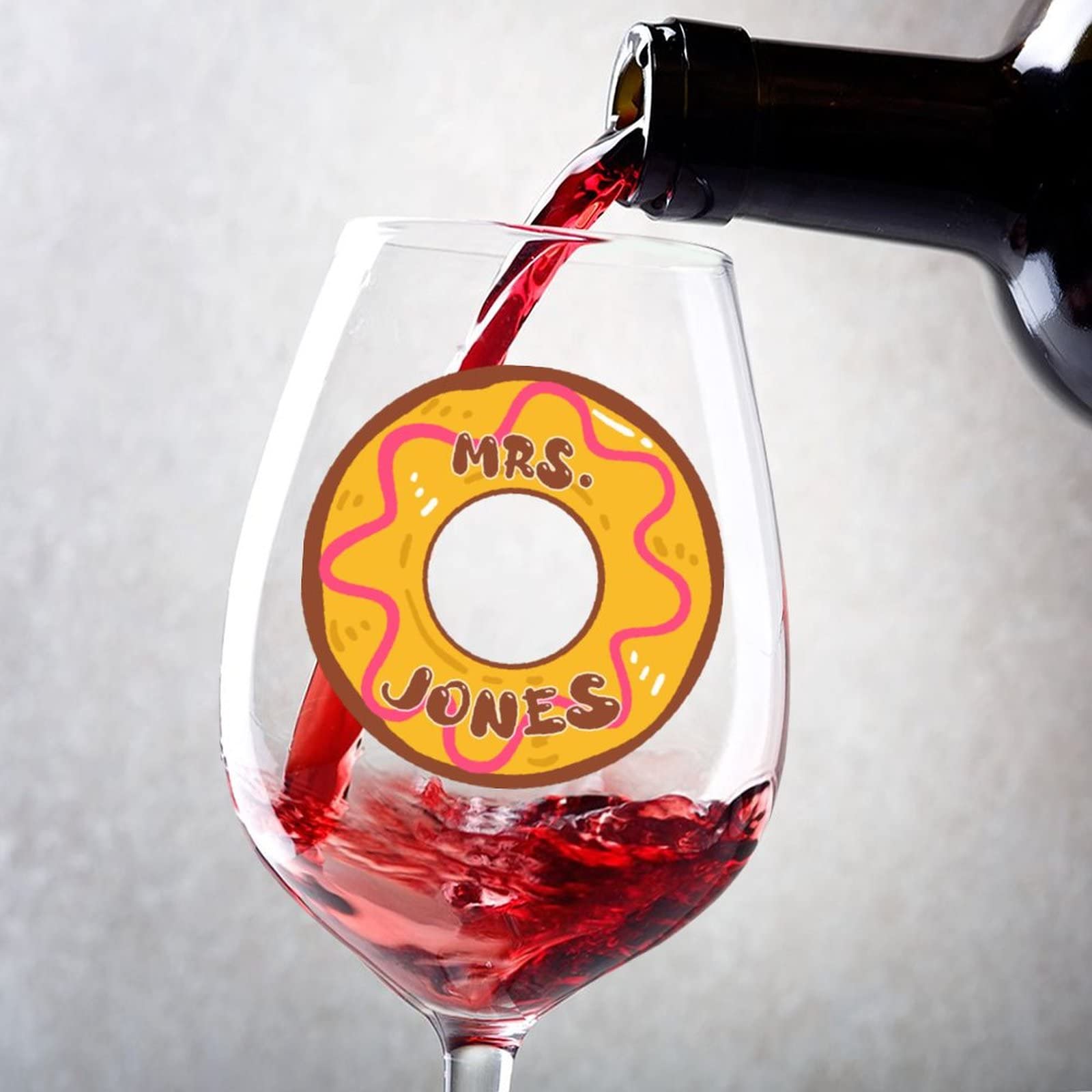 Verres à vin rouge personnalisés donuts Noël : cadeau de table unique
