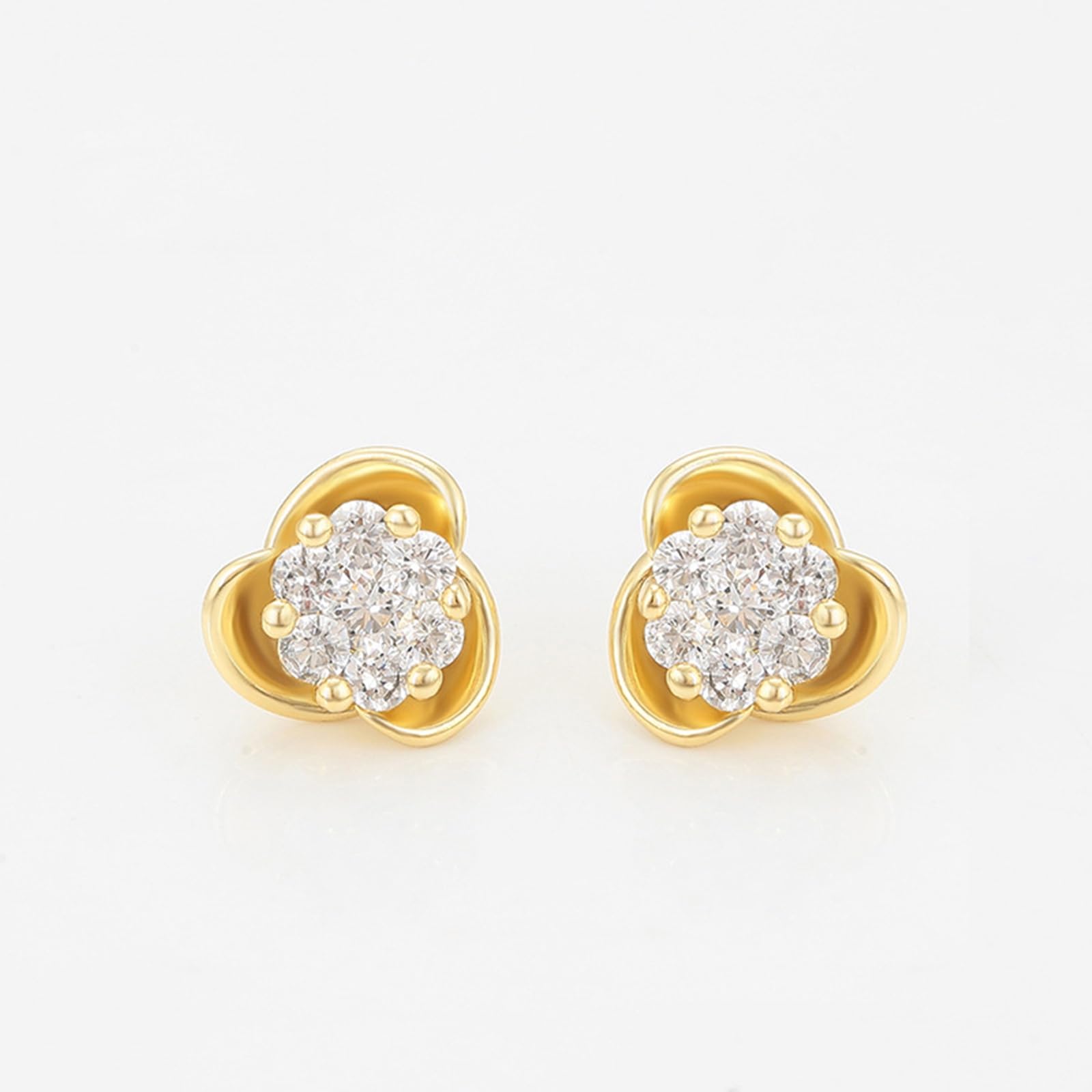 Pendientes de trébol para mujer con moissanite