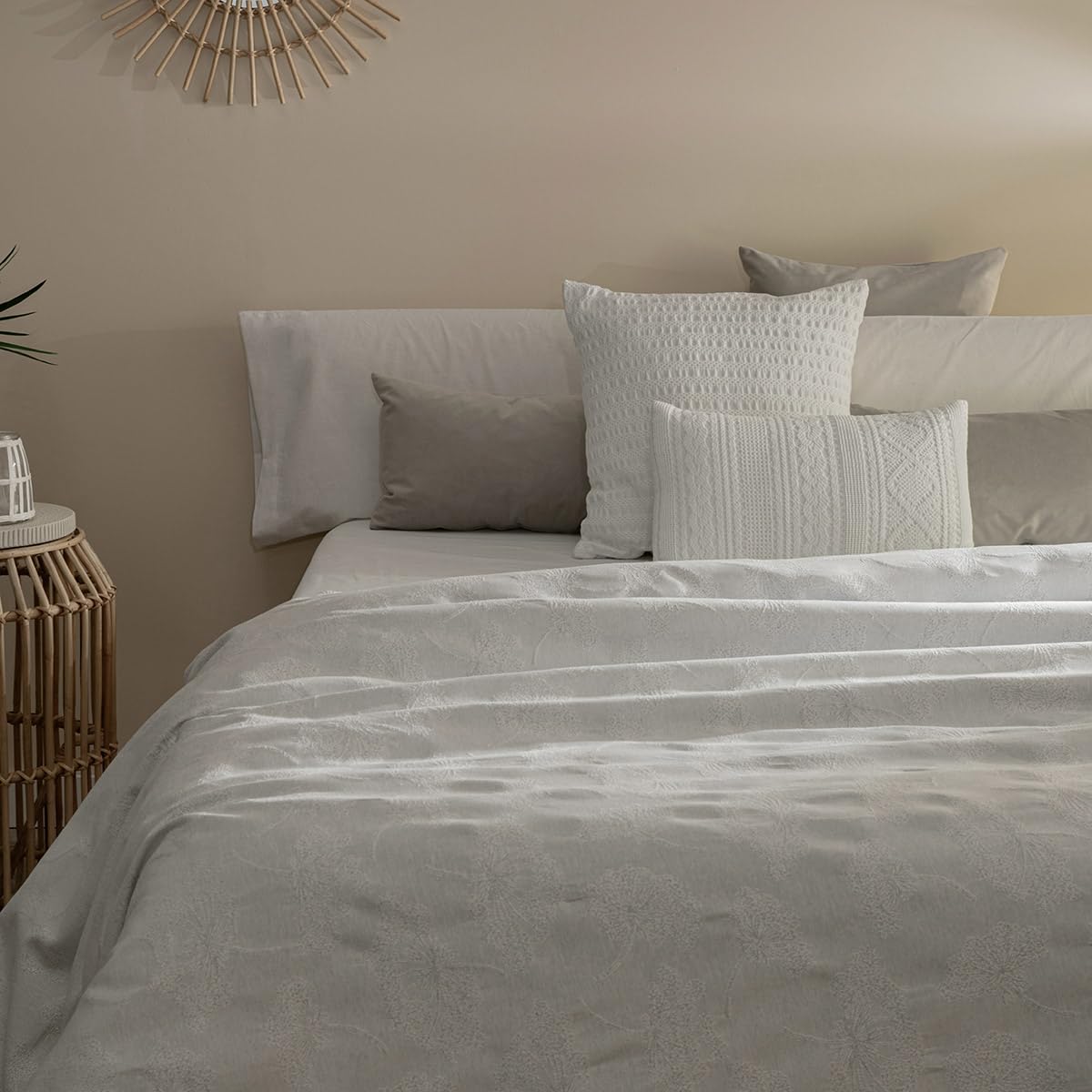 Sancarlos Aleli Jacquard Duvet Cover, 50% Cotton 50% Polyester, (200 Bed, Light Grey)