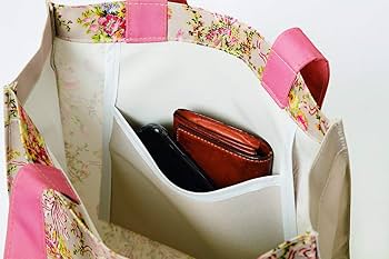 ヴェルサイユ宮殿監修! 初のアイテム付きブック マリー