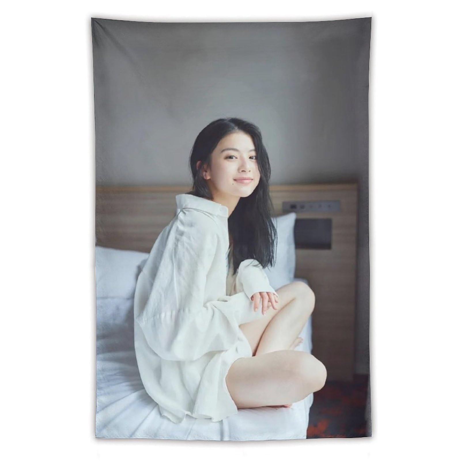 Amazon.co.jp: 出口夏希 写真集 水着 ポスタータペストリー