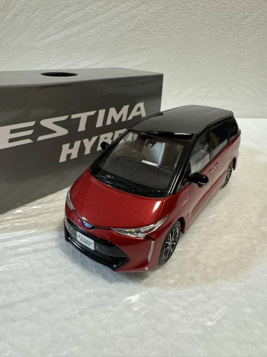 1/30 トヨタ エスティマ ハイブリッド 後期 カラーサンプル ミニカー
