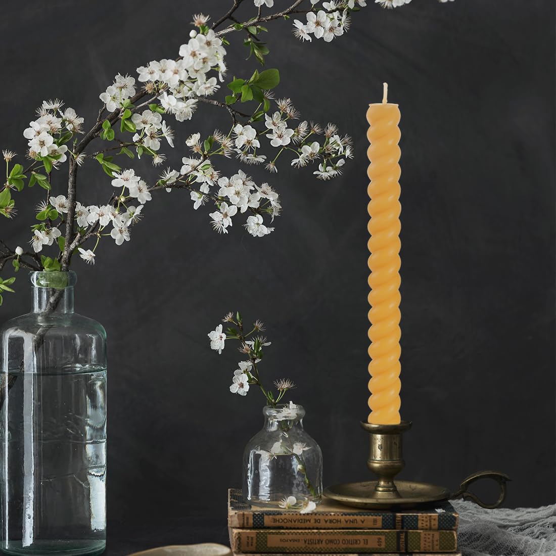 DEYBBY Candele in cera d'api virale naturale, antigoccia e senza fumo, 25,4 cm, in pura cera d'api, set di 4 candele alte brucianti per decorazioni domestiche e regalo in qualsiasi occasione