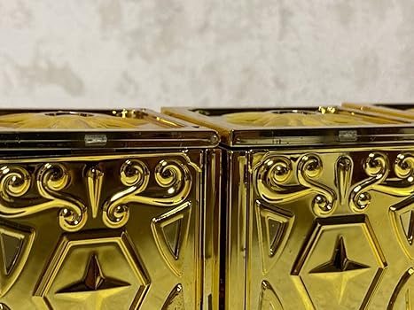 Amazon.co.jp: 聖闘士聖衣神話EX 黄金聖闘士 神聖衣 聖衣箱パンドラ