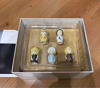 DEATH NOTE デスノート 全13巻セット（アートボックス、指人形等付き） Amazon.co.jp: DEATH NOTE デスノート 第13巻 初回限定特装版 指