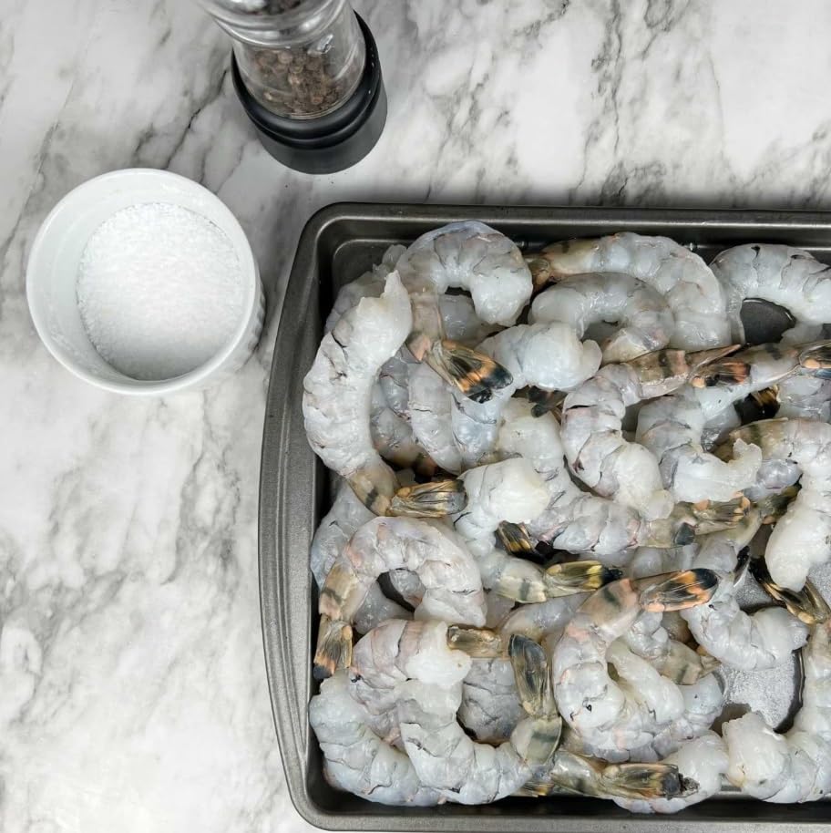 Farm Raised Extra Jumbo Raw Black Tiger Shrimp, Tail on and extra jumbo size, Peeled and deveined, 2.5 pound