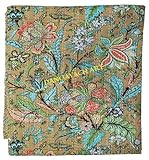 Légères mais chaudes : bien qu'elles soient légères et respirantes, les courtepointes Kantha sont étonnamment chaudes, ce qui les rend adaptées pour une utilisation toute l'année. La technique cousue à la main les rend très durables, souvent pendant de nombreuses années avec un entretien approprié