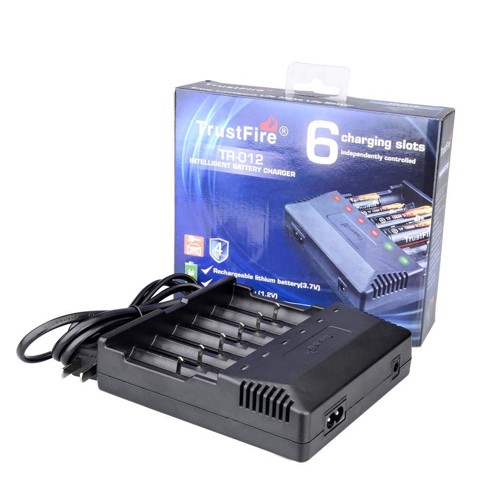 TrustFire TR-012 Chargeur de batterie universel intelligent 6 compartiments de charge pour batteries Li-ion rechargeables 3,7 V 18650 14500 18350 16340 10440