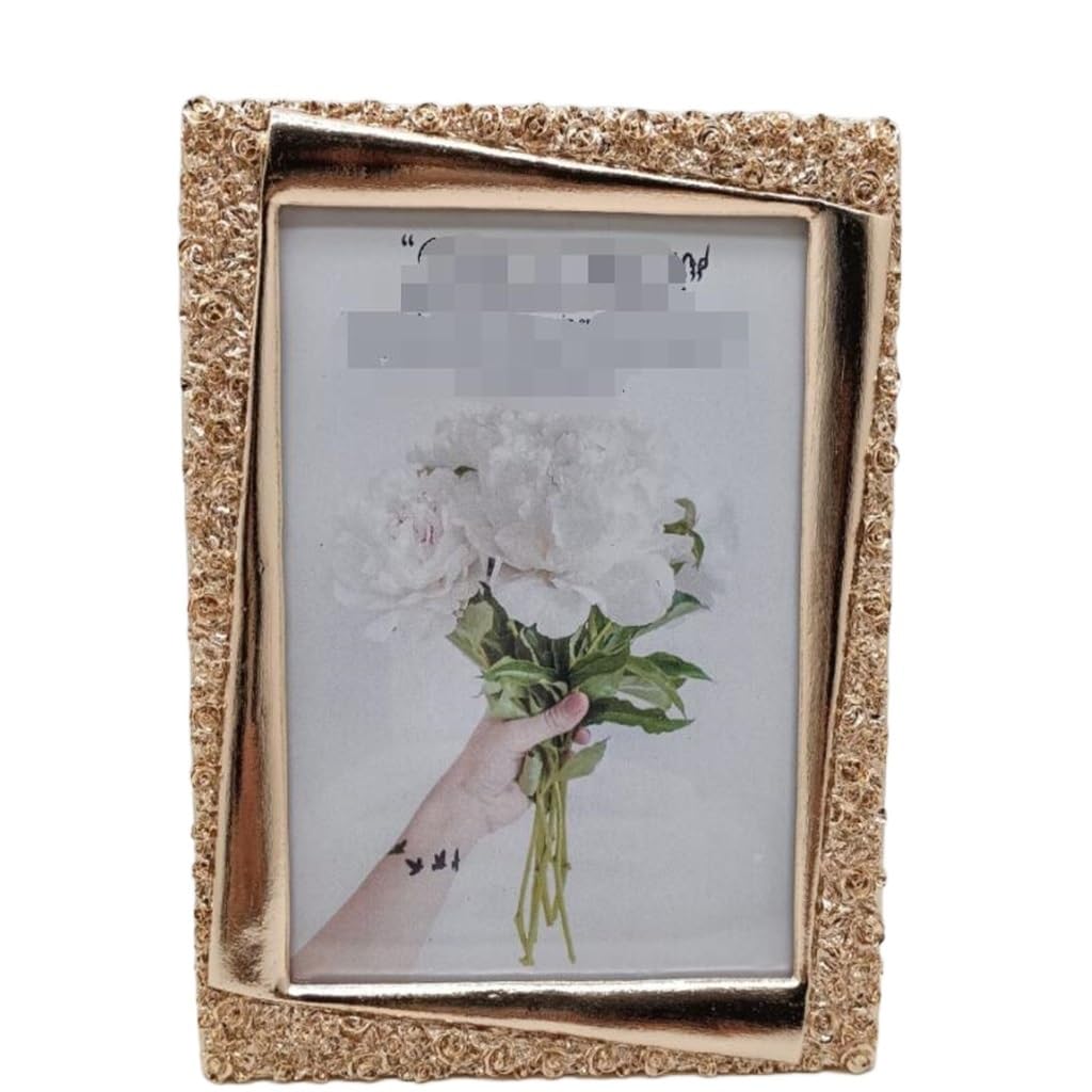 Cadre robe de mariée en métal 4x6 pour magnifier vos photos de mariage sur votre commode