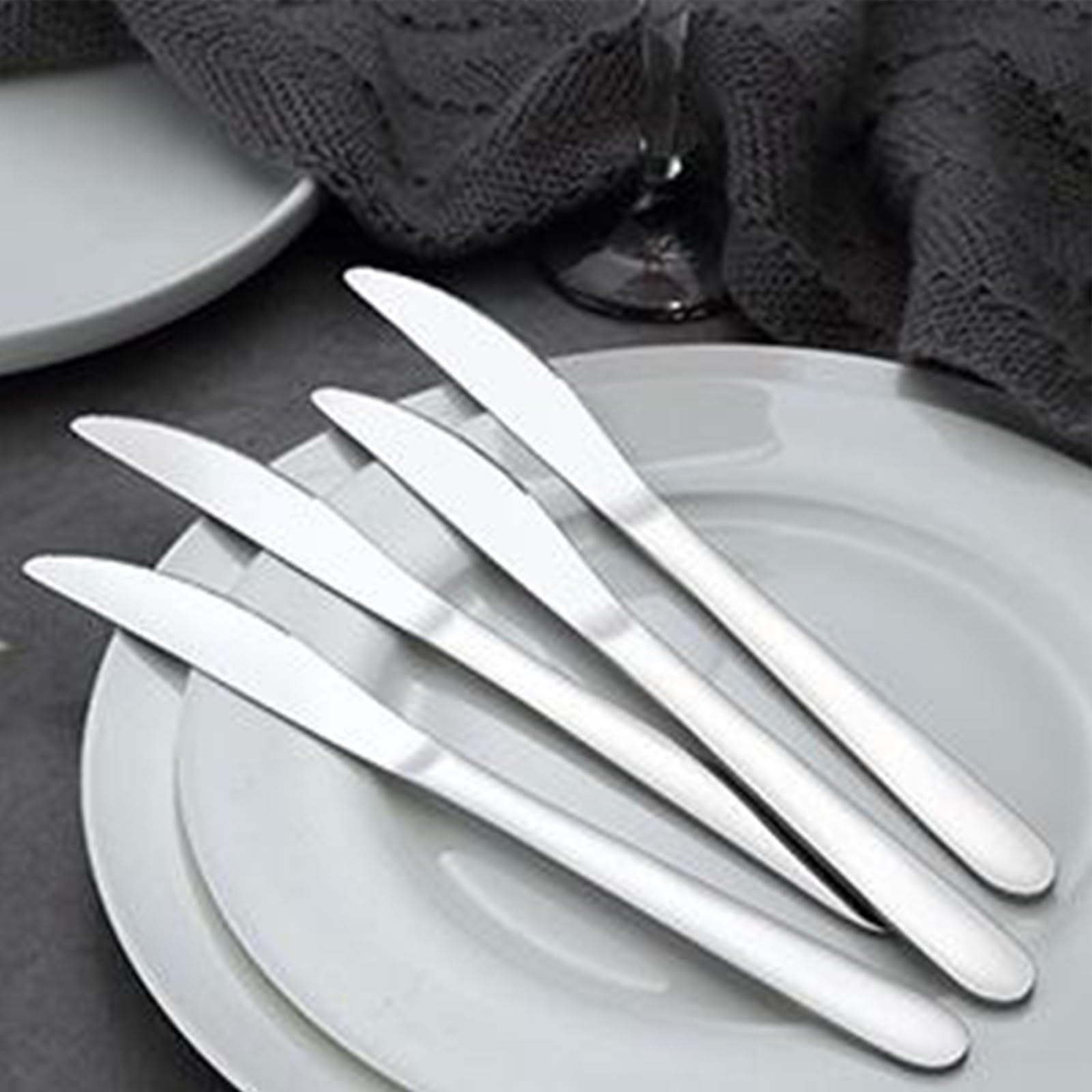 BEWOS Set di 16 Coltelli da Tavola, Coltelli da 9,1''(23,2cm), Coltelli da Cena in Acciaio Inox, Iucidati a Specchio, Lavabili in Lavastoviglie, Coltelli da Tavola per la Casa, il Ristorante e l'hotel
