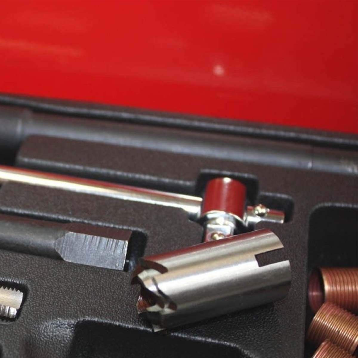 KIT DE REPARACION DE ROSCAS DE BUJIAS 27 PIEZAS para reparar roscas en culata, roscas de bujias
