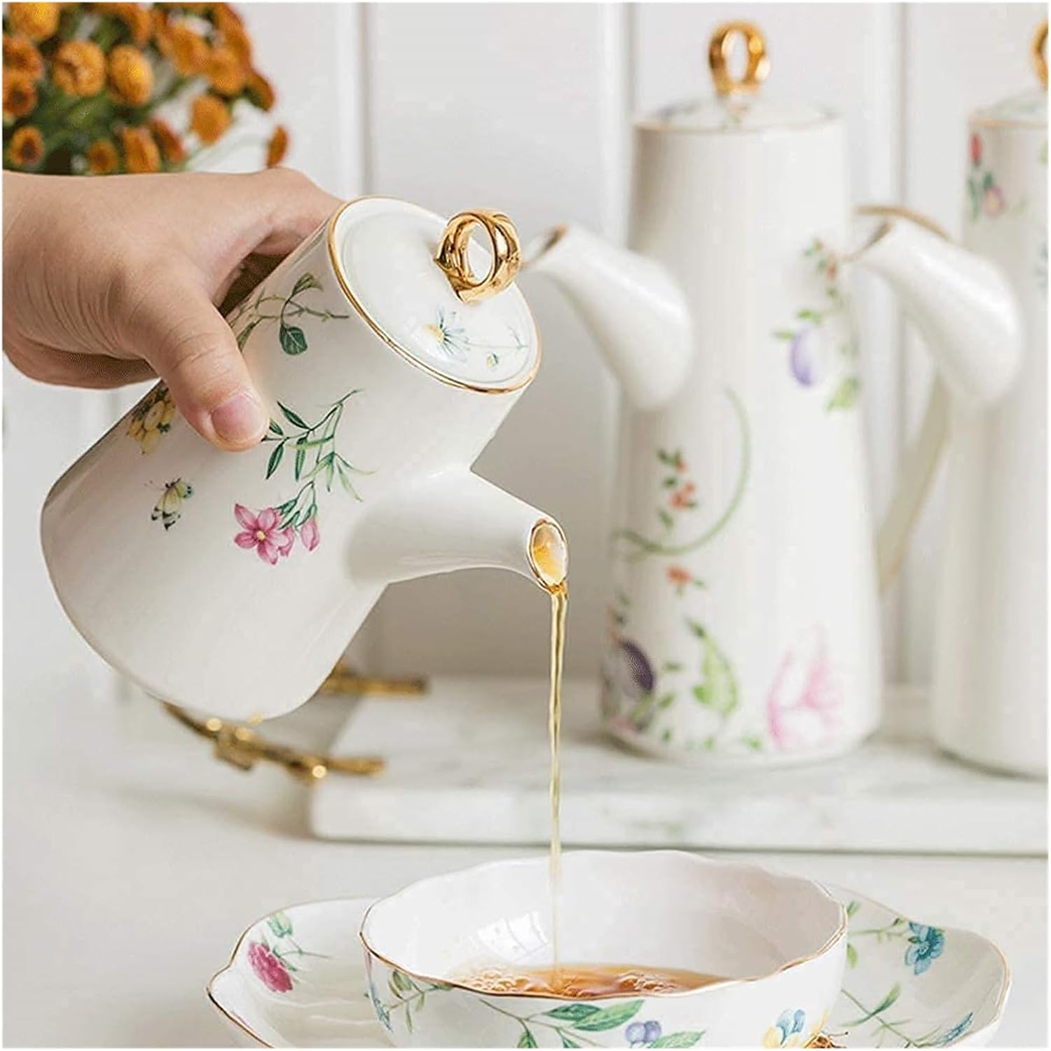 Oil and Vinegar Dispenser Japanese-Style Porcelain Olive Oil and Vinegar Dispenser Set,Ceramic Storage Container Condiment Jars with Tray Cooking