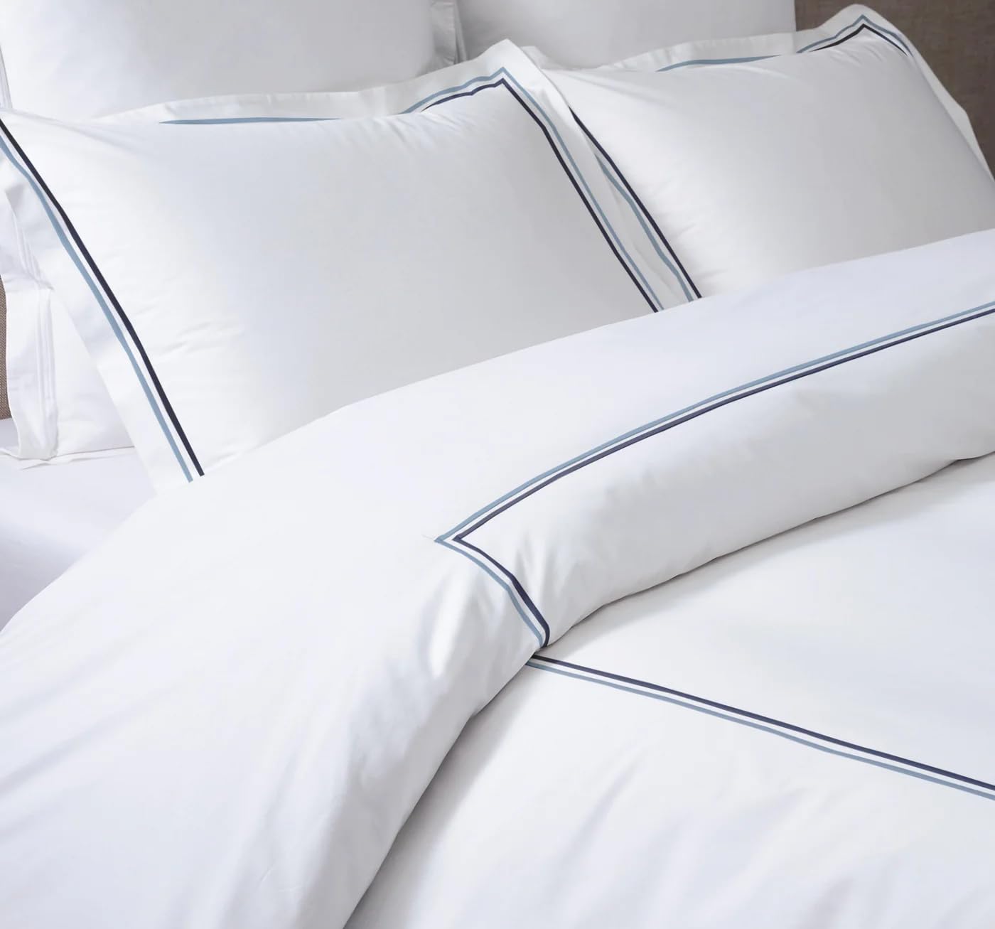 HALE White Duvet Cover Set with Embroidery 100% Egyptian cotton sateen 600 Thread Count (Blue Embroidery, King - 260x240cm)