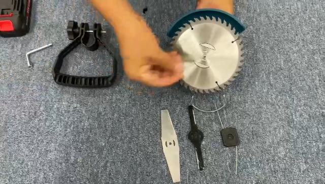 Amazon.co.jp: 【 新型草刈り機 充電式 電動 芝刈り機 ナイロン