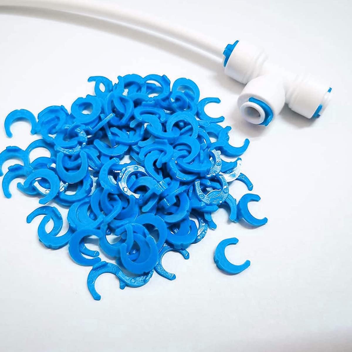 100Pcs 1/4" and 50Pcs 3/8" Locking Clips Clamps Blue Locking Clips for RO Reverse Osmosis Water Filter Fittings, Locking Clips Clamps Quick Connector, PE Pipe Fitting Filter System Accessories