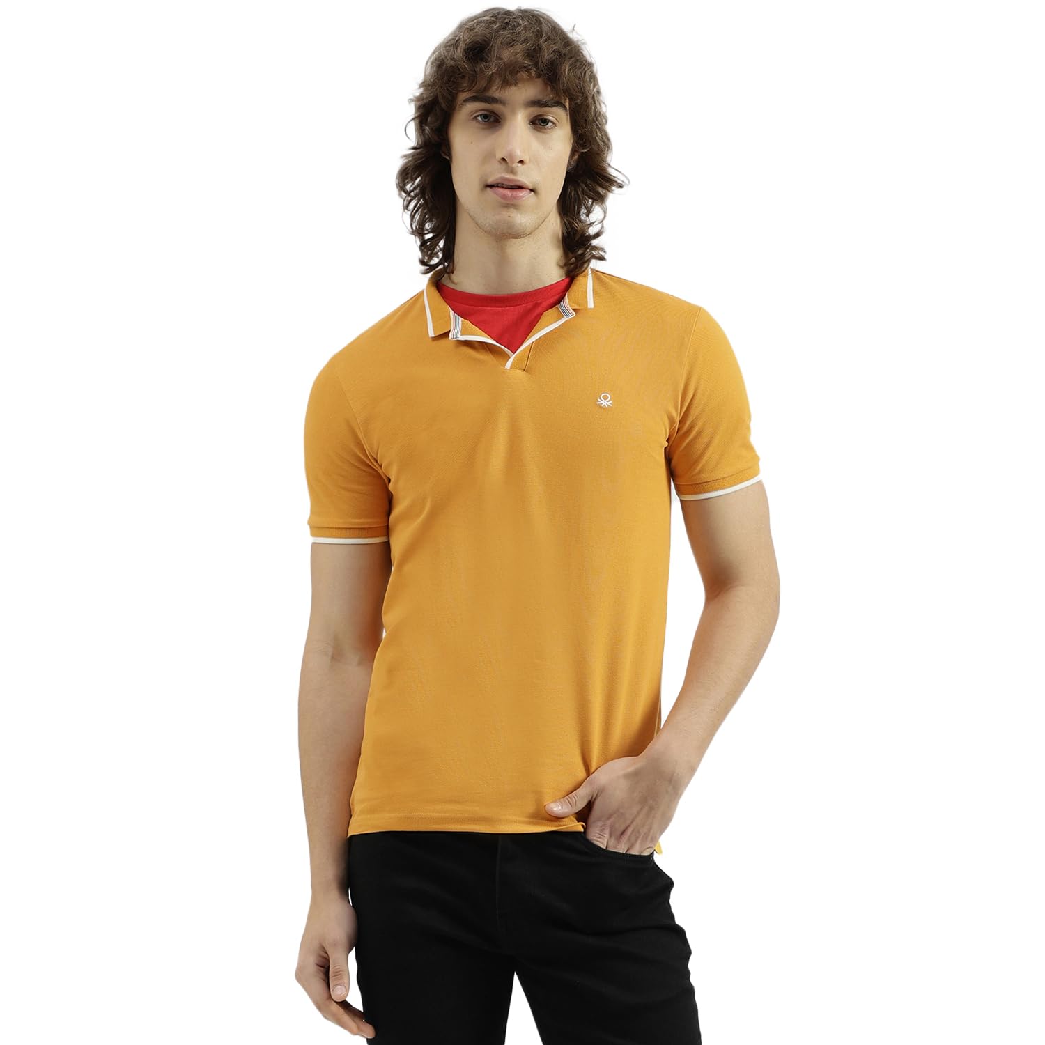 UNITED COLORS OF BENETTONPolo Neck Solid Pattern T-Shirt