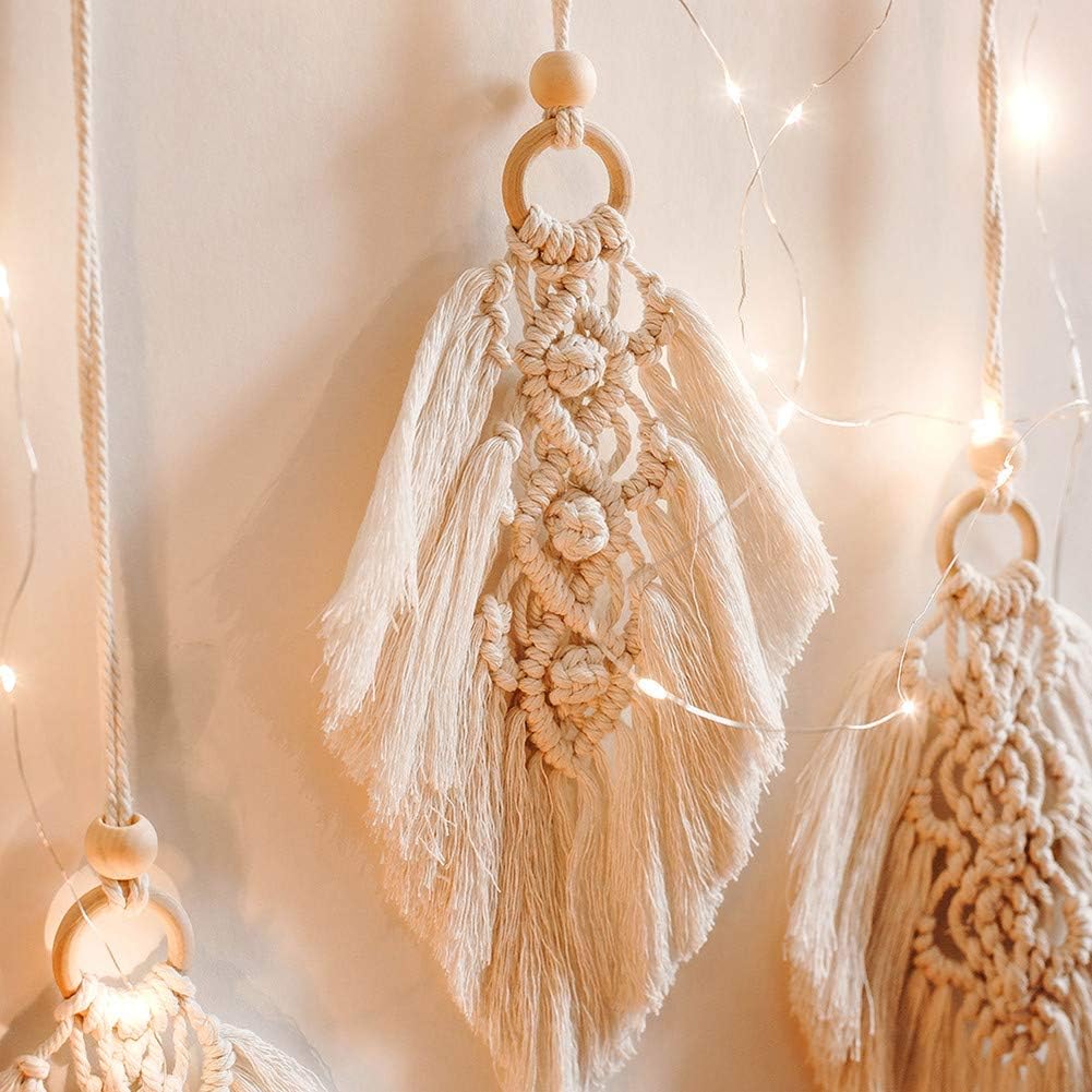 Dremisland Macrame Wall Hanging Hand Woven Feather Design Wall Decor Boho Chic Leaf Tassels Decoration Ornaments for Home Decor Apartment Living Room Bedroom Decor (Beige-3 Leaf)