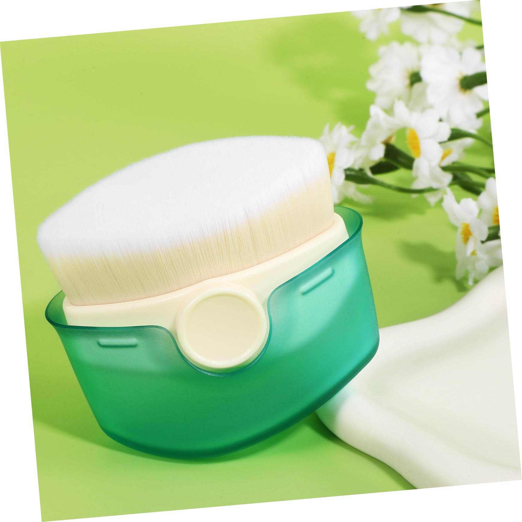 HANABASS Cream Brush Makeup Applicator for Sunscreen and Foundation Flat Top Powder Brush for Blending Liquid and Cream Products Includes Protective Cover for Sun Block