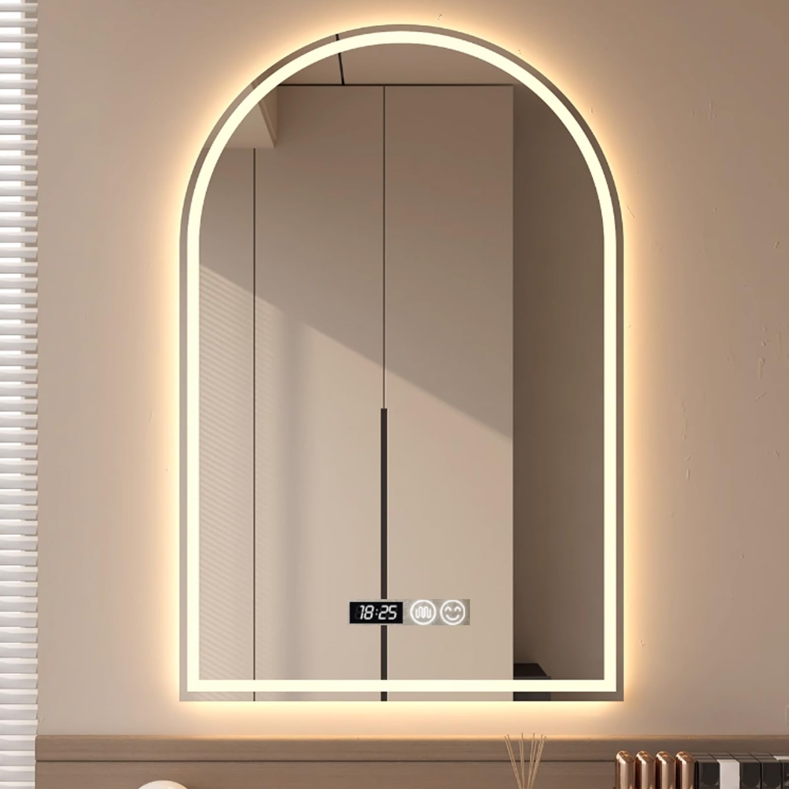 Miroir connecté arqué LED : ne subissez plus la buée ni le manque de lumière au maquillage