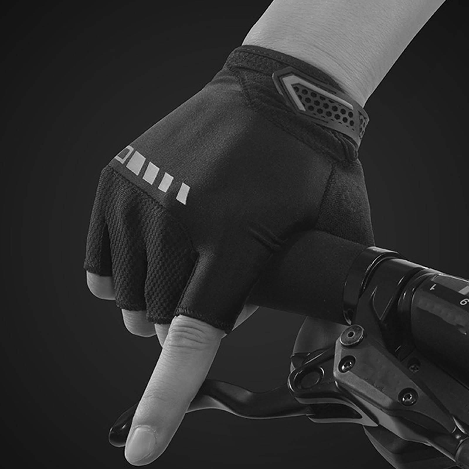 1 paire de gants de sport respirants, sans doigts, antidérapants, durables, pour le cyclisme, la pêche, la randonnée, résistants à la transpiration, ergonomiques