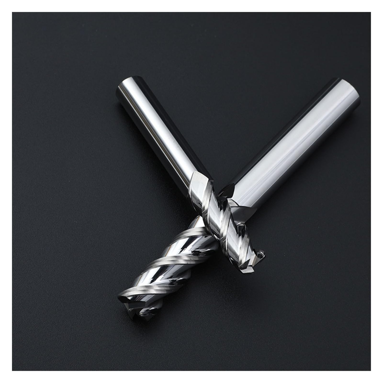 12R2 Węglowodanowy promień narożny Wyślij młyn 3flutes HRC55 Endmill dla aluminiowych stalowych młyn