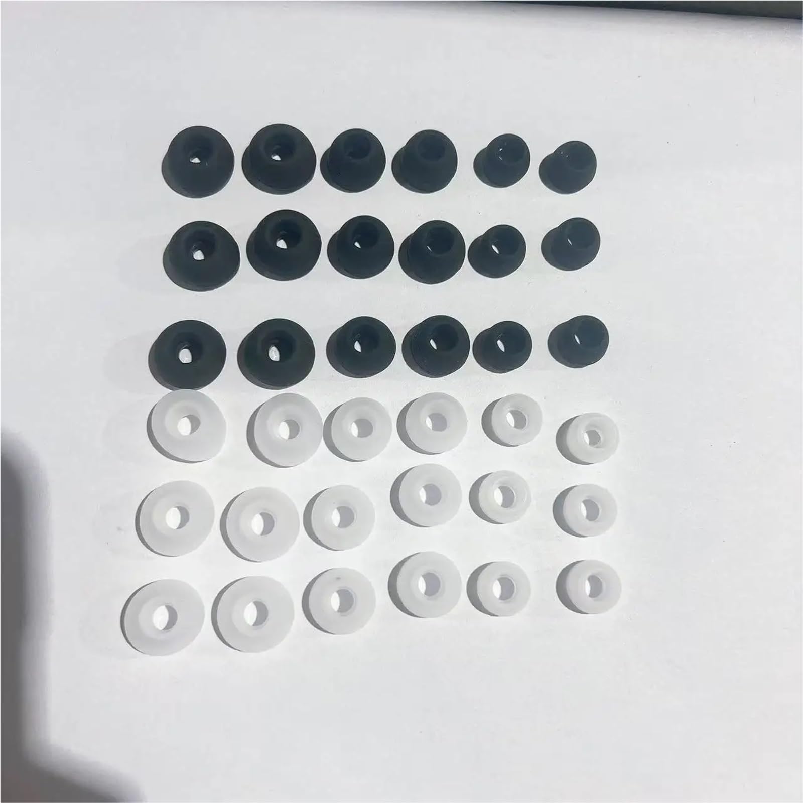 Lot de 180 embouts de rechange en silicone pour écouteurs intra-auriculaires (noir)