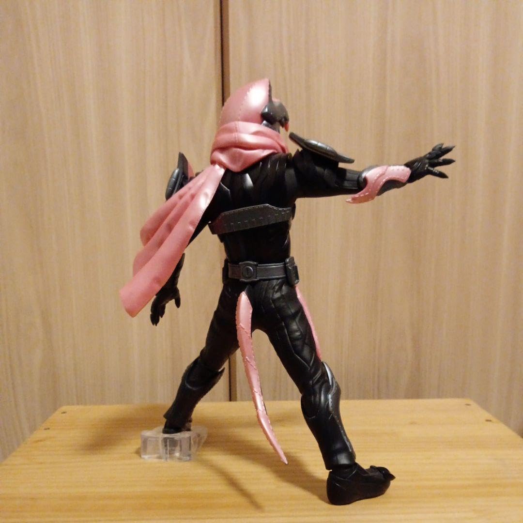 Amazon.co.jp: 【】仮面ライダーリバイス 50th 一番くじ ソフビクス a 
