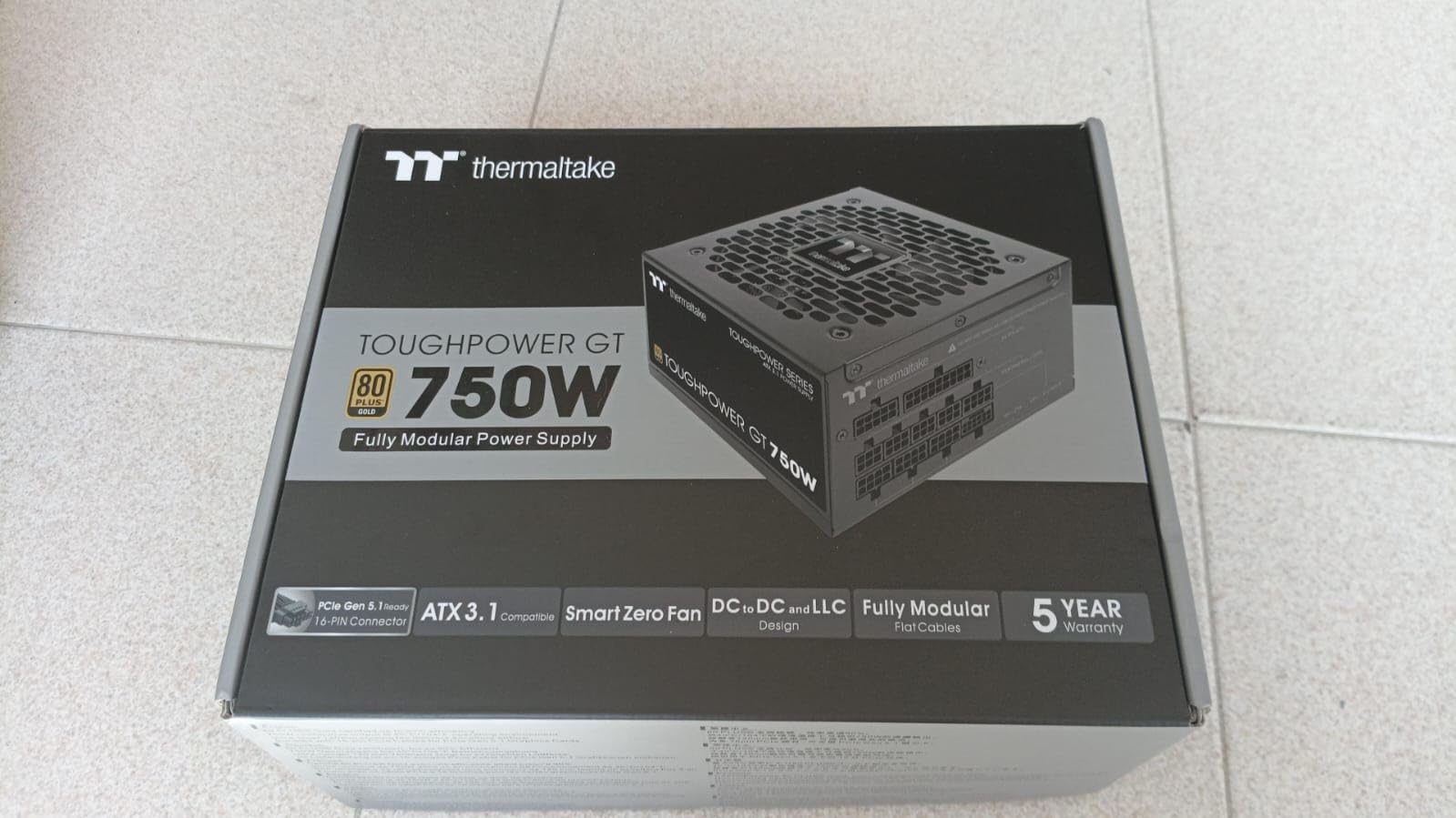 Thermaltake Toughpower GT cable management