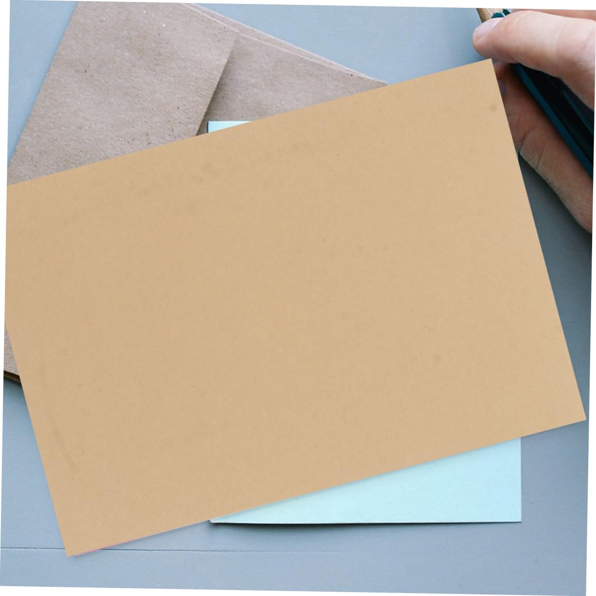 Braunes Buchbinderpapier A4 160g für Schreiben und Basteln, 100 Blatt