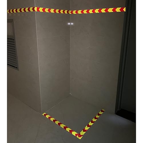 Miniatura 4 de BERTAPES Cinta reflectante Flecha cinta de seguridad impermeable de alta viscosidad para exteriores 2 x 148 pies automóviles de alta visibilidad