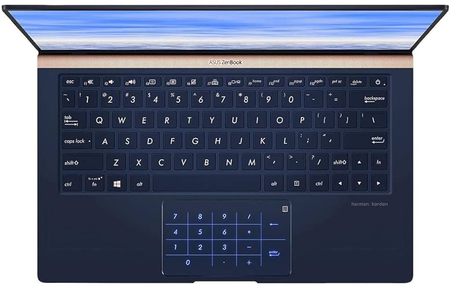 ASUS ZenBook i5-8250U／メモリ8GB／MX150 ASUS ZenBook i5