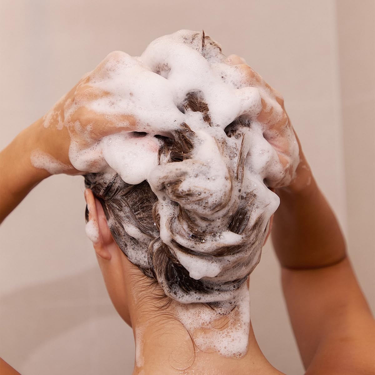 Hydrate and Nourish Shampoo, Moisturizing Shampoo with Abyssinian Seed Oil and Vitamin E, Restore Moisture, Shine and Softness to Dry Hair 16.9 fl oz - Image 2