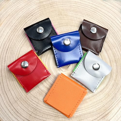 Hunde-Täschchen BRUNO aus LKW-Plane | Viele Farbkombinationen | für die Hundemarke, Tassomarke oder Airtag von Apple | Handmade by Manufactica®
