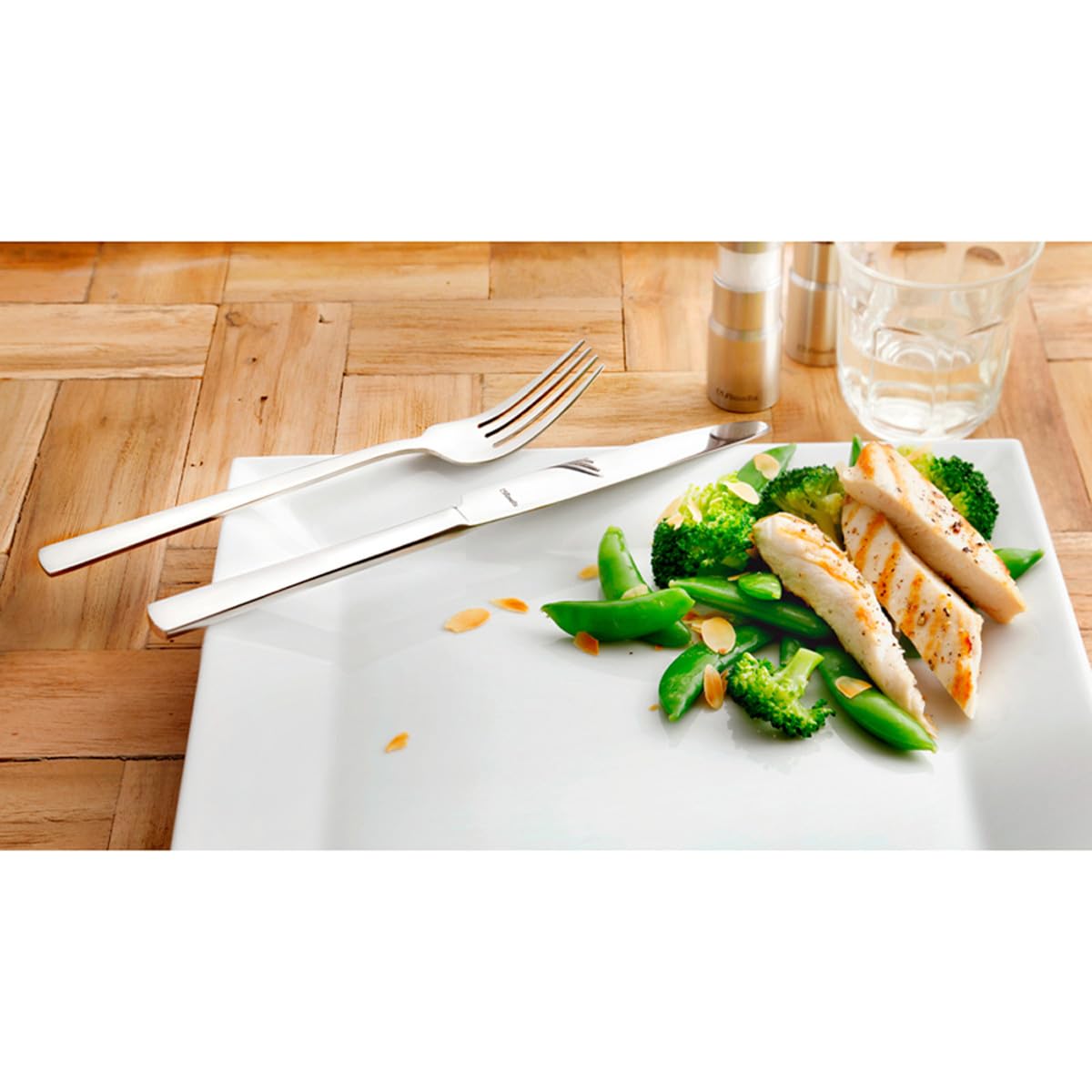 Amefa 192300WV70F92 - Cubertería (48 Piezas, Incluye Cubiertos para Ensalada)