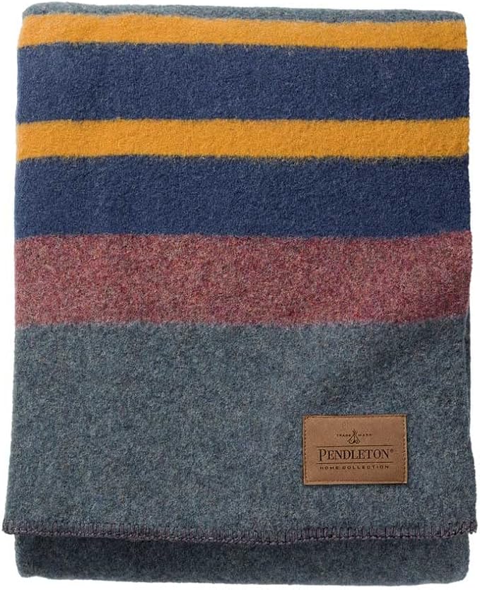 Amazon｜Pendleton ツイン キャンプブランケット キャリア付き One