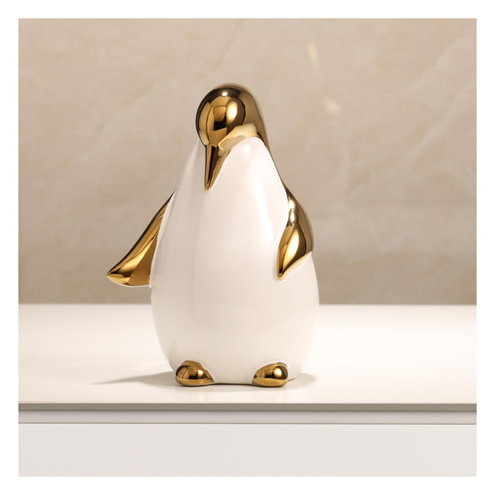 Tauzveok Penguin Sculptures, Family Decoration Statue, Modern Decoration Figurines Living Room, Animal Sculpture, Bedroom, Office Articles, Penguin Decor, Ceramic,Gold mother