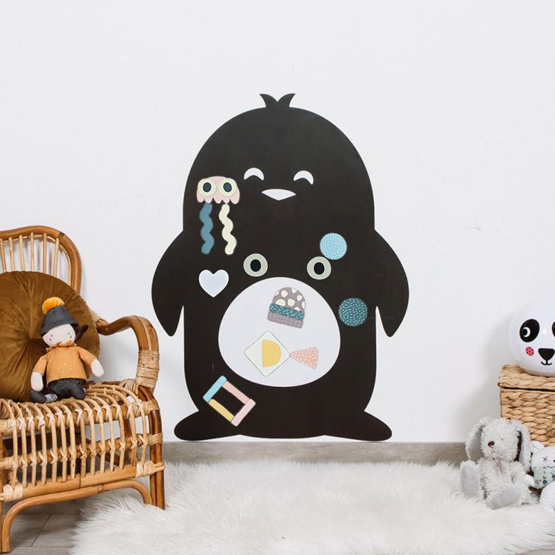 FERFLEX - Lavagna magnetica per bambini - Pinguino - decorazione da parete con banda magnetica riposizionabile - venduta con un set di forme geometriche - 60x81cm
