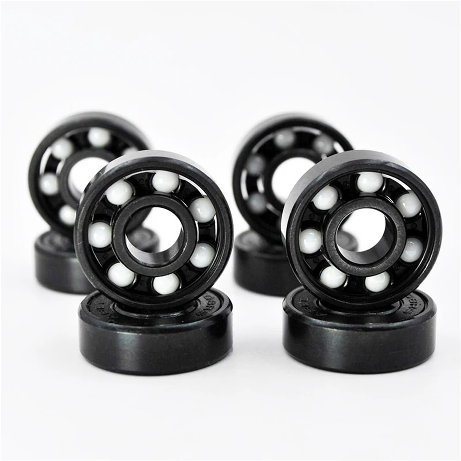 Roulements à billes céramique 608 RS pour rénover les roues de vos rollers et skateboards