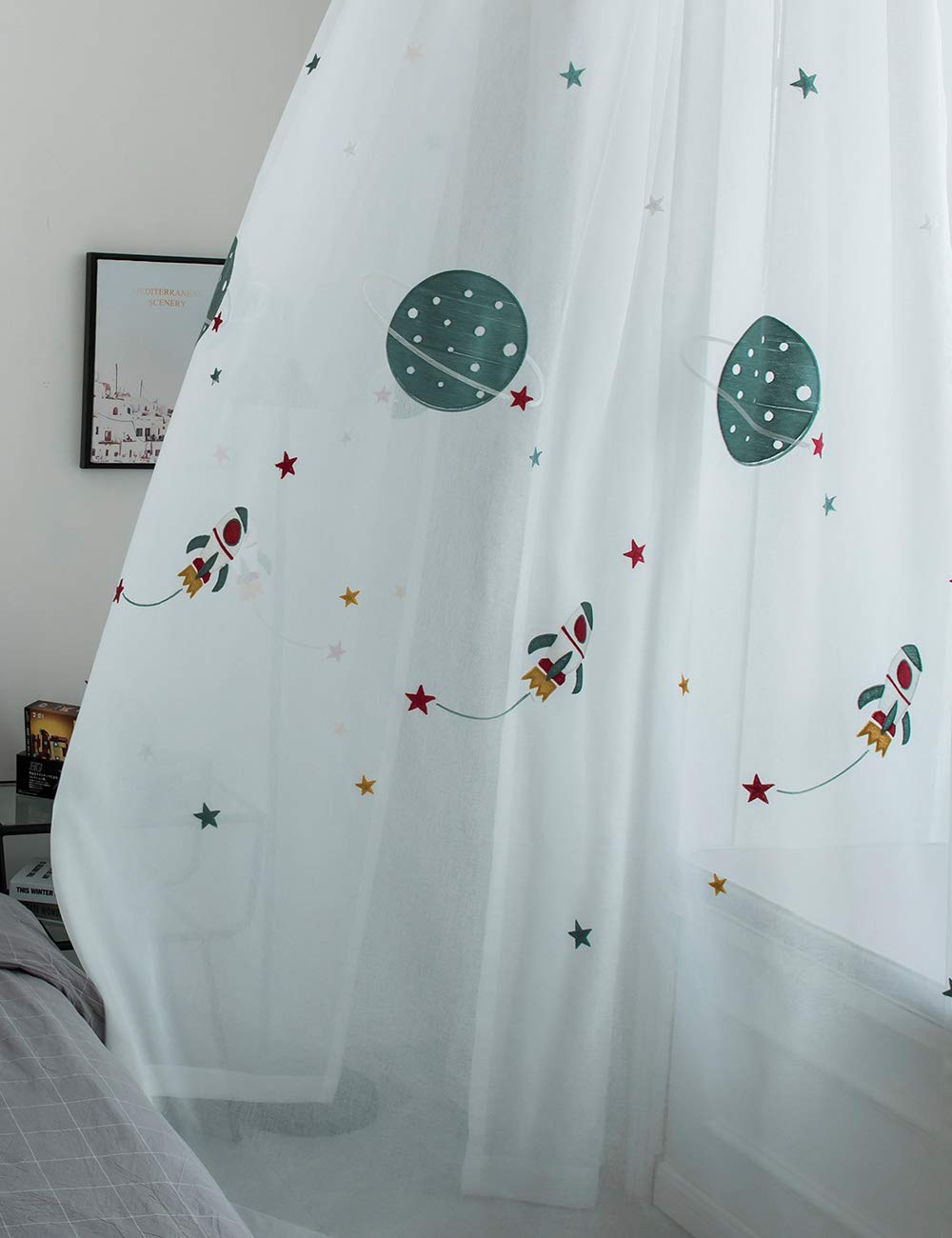 Lactraum Cortina para habitación infantil, bordada, diseño de estrellas y nave espacial, voile con cinta fruncida, a medida