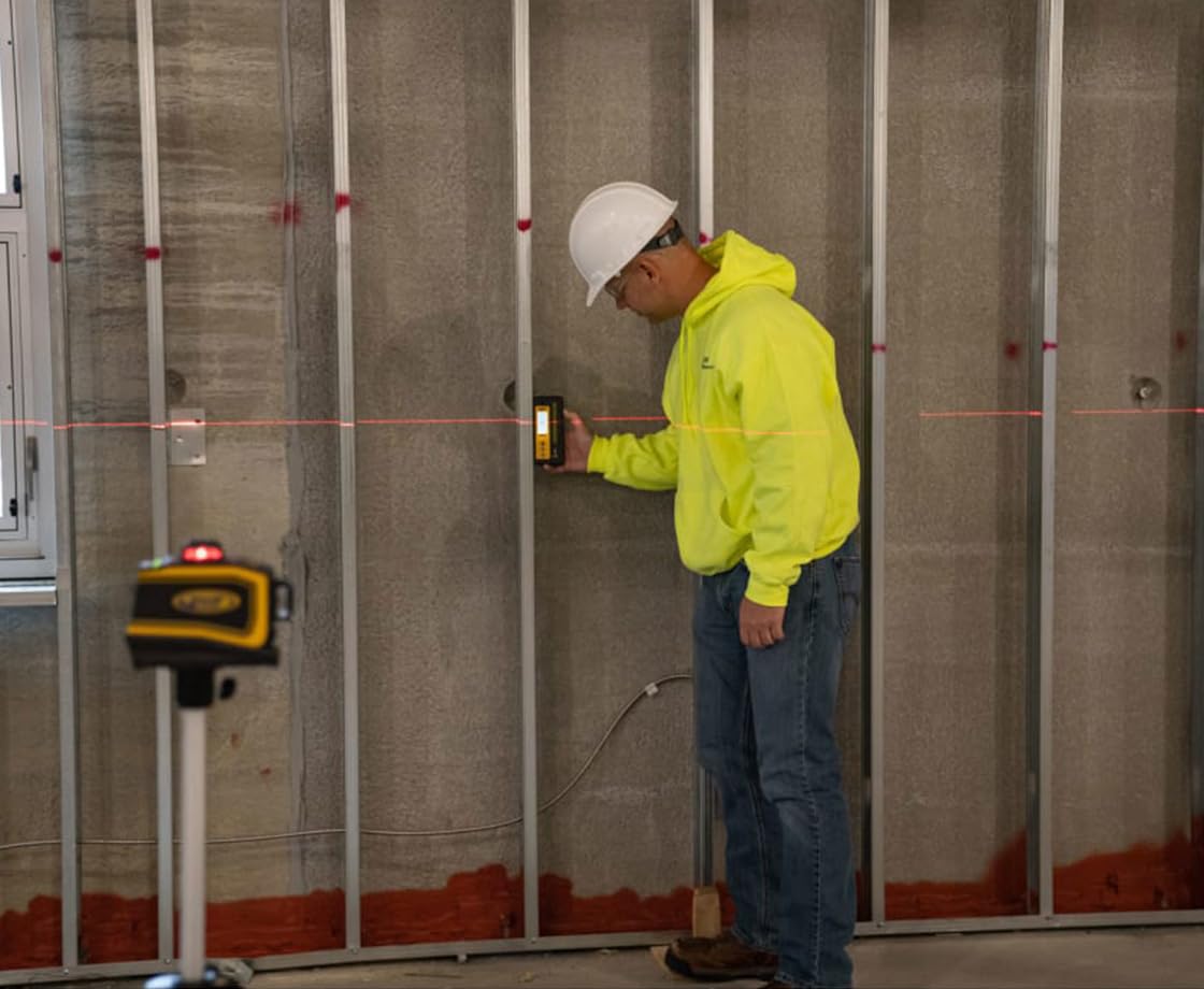 Survey Pro HR1220 line receiver with C20 rod clamp