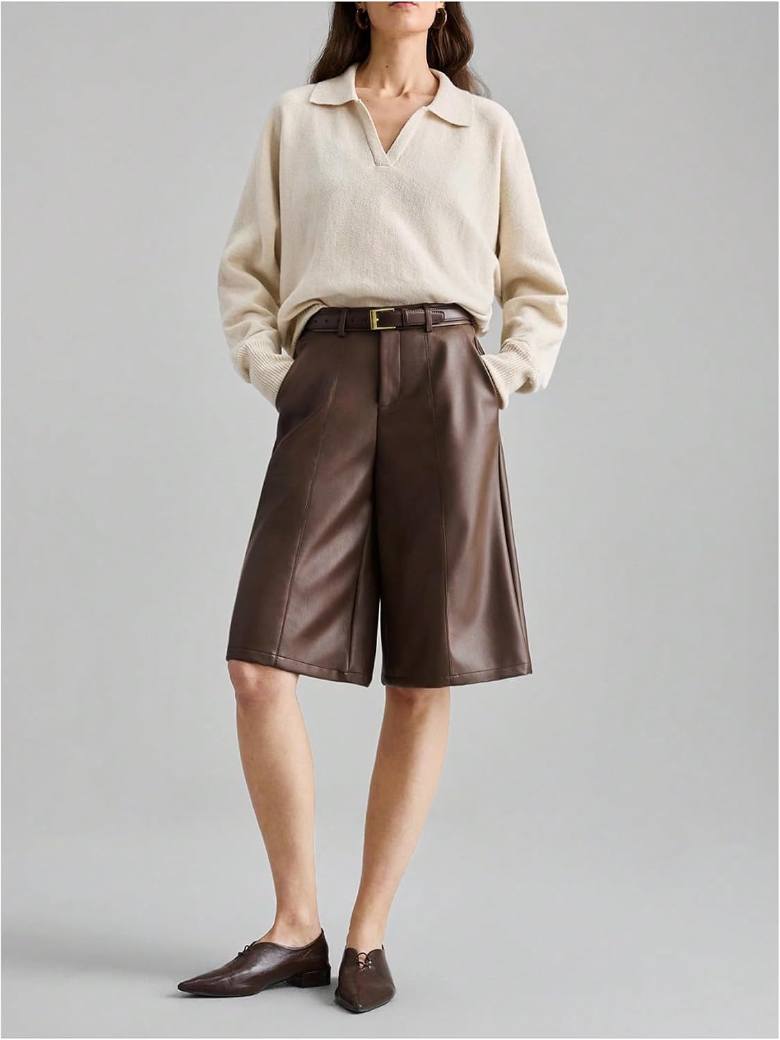 OYOANGLE Women's PU Leather Bermuda Zipper Wide Leg Shorts with Pockets