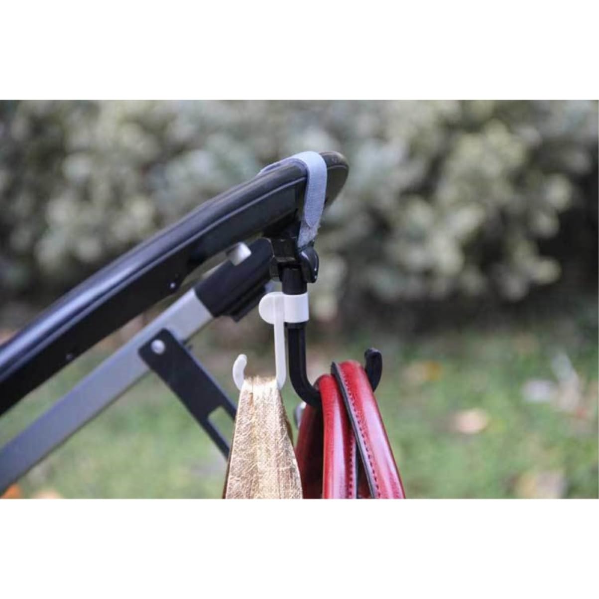 ERINGOGO 2pcs Stroller Hanger Clips Hook Loop Design for Easy Attachment for Carrying Diaper Bags Groceries Clothes Versatile Stroller Hooks Black Gray