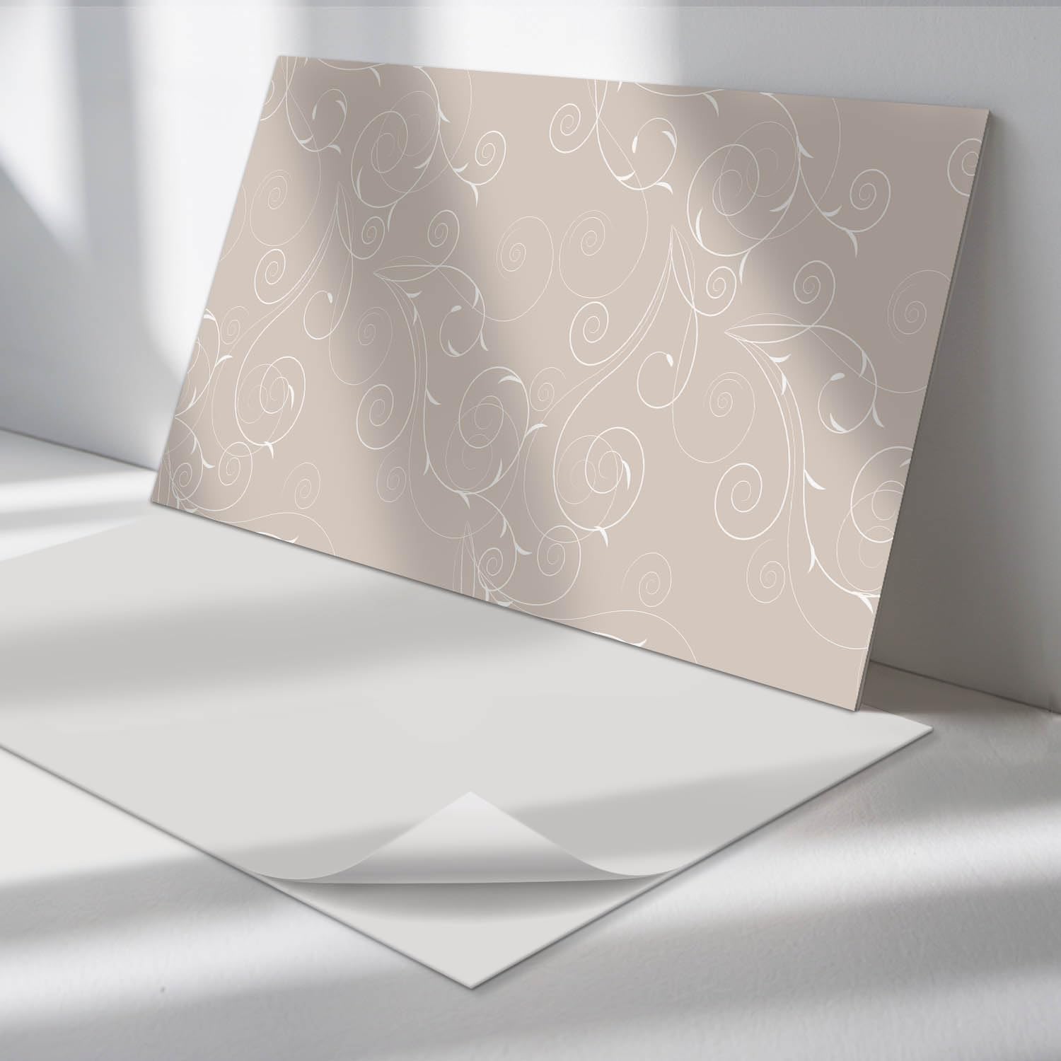 Panneaux décoratifs PVC autocollants pour masquer les murs abîmés