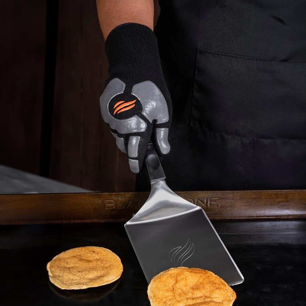 Blackstone Grill-Zubehör-Set, 2 Grill-Gusseisen-Gewürz-Conditioner und Großhandelshandschuhe und Tuch im Lieferumfang enthalten, 5179-4114x2-Gl-Cl