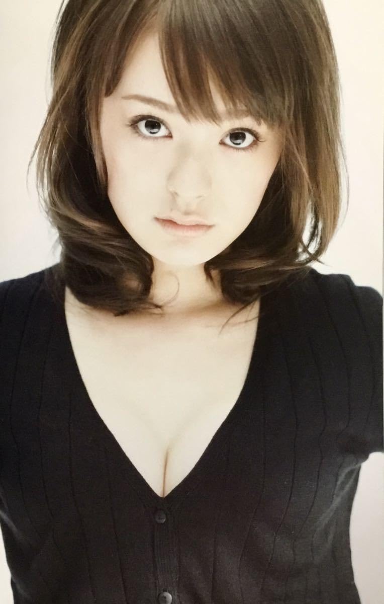 Amazon.co.jp: サイン本 貫地谷しほり フォトブック カンジヤノ